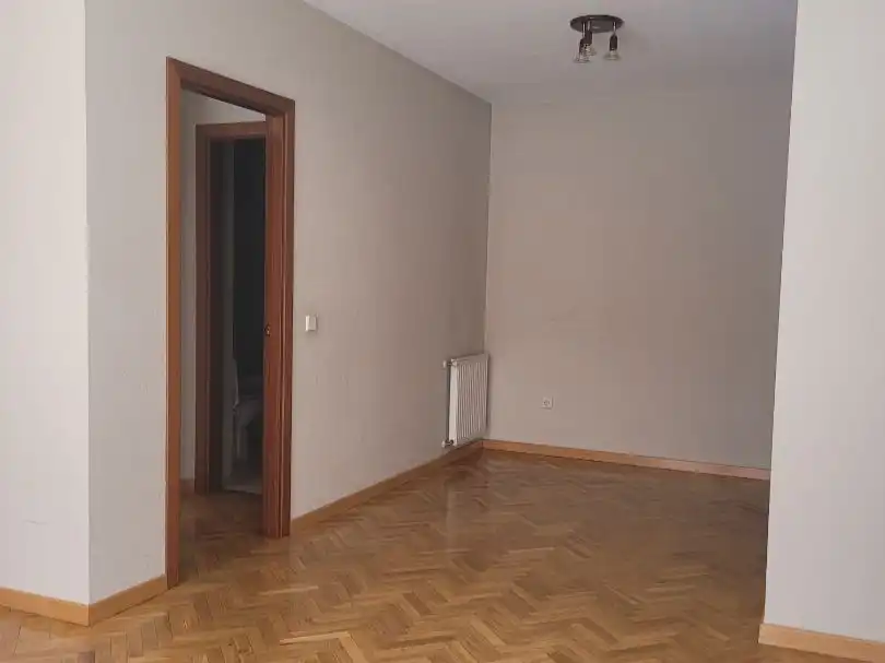 Piso de alquiler en Plaza del Cardenal Cisneros, 4, Centro Urbano Piso de alquiler en Plaza del Cardenal Cisneros, 4, Centro Urbano