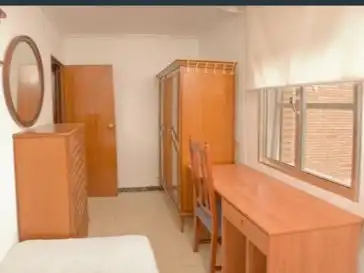 Piso de alquiler en Avenida de la Paz, 33, El Plantinar – Avda. La Paz - El Juncal Habitación de Piso de alquiler en Sevilla con Aire acondicionado, Terraza y Amueblado