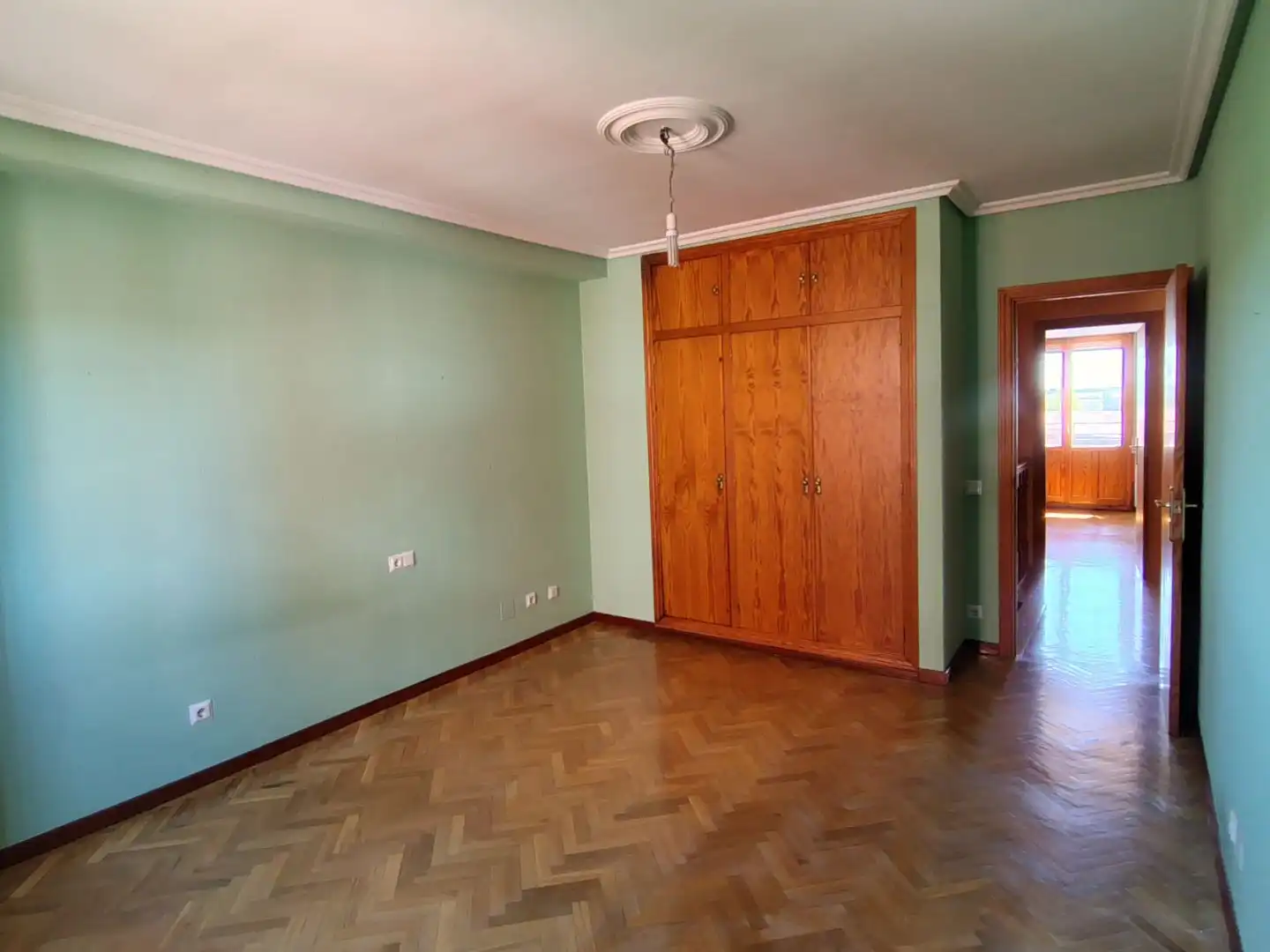 Pis en venda a Medina del Campo Dormitori de Pis en venda en Medina del Campo amb Aire condicionat, Calefacció i Parquet