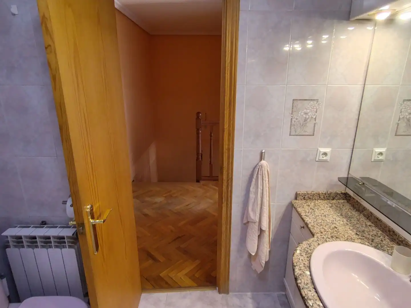 Pis en venda a Medina del Campo Bany de Pis en venda en Medina del Campo amb Aire condicionat, Calefacció i Parquet