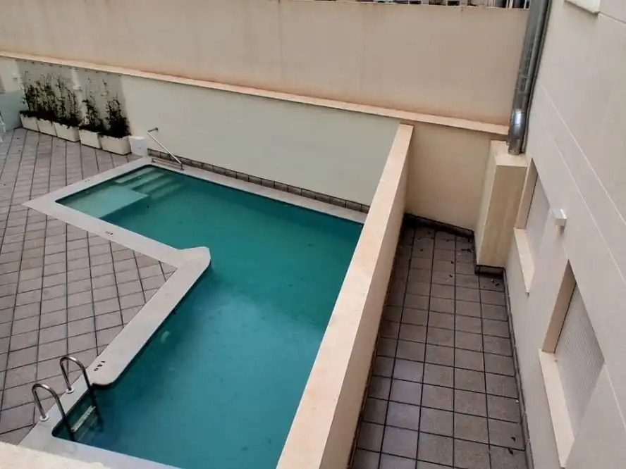 Piso de alquiler en Calle Nuestra Señora de Araceli, 1, Estación Piscina de Piso de alquiler en Albacete con Aire acondicionado, Calefacción y Jardín privado