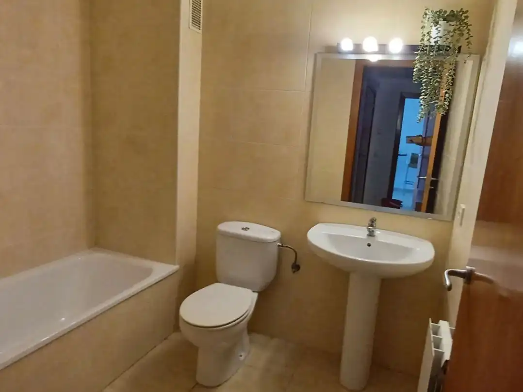 Wohnung zum Verkauf in Carrer de Puigneulòs, 28, Can Gibert del Pla Badezimmer von Wohnung zum Verkauf in Girona Capital