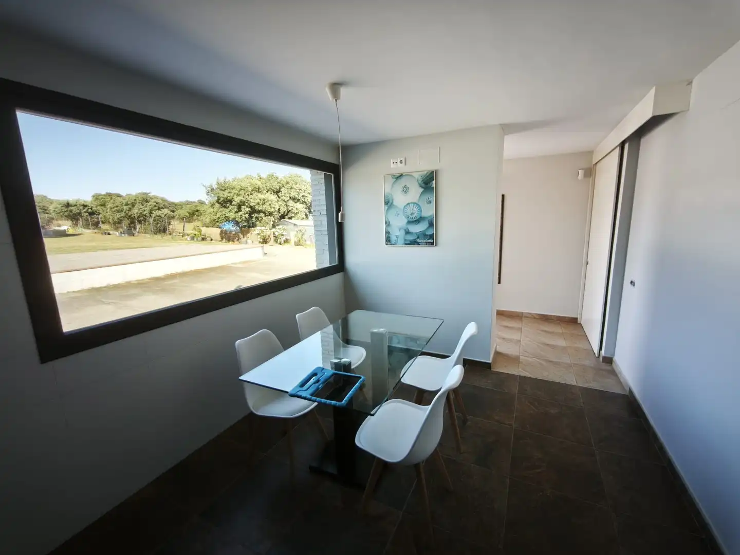 Casa o xalet en venda a Calle de la Iglesia, 21t, San Román de los Montes Menjador de Casa o xalet en venda en San Román de los Montes amb Aire condicionat i Terrassa