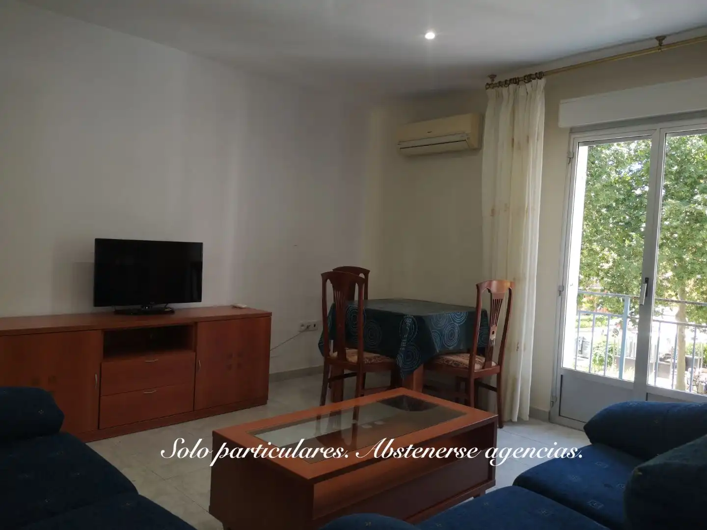 Flat for rent in Plaza Bruselas, 2, Ruta de la Plata Living room of Flat for rent in Cáceres with Air Conditioner, Heating and Terrace