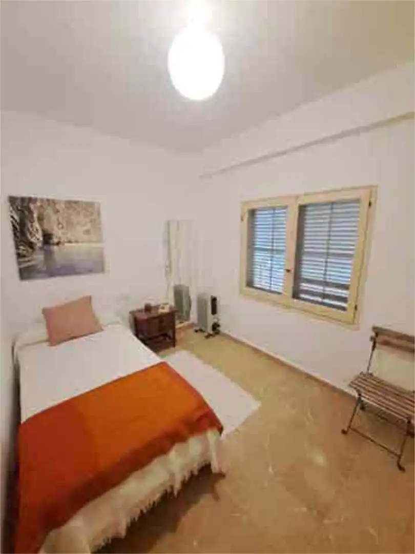 Habitación de Casa o chalet para compartir en Santa Eulària des Riu