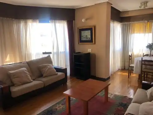 Pis de lloguer a Rúa Rampa de Sas, 1, Couto Sala d'estar de Pis de lloguer en Ourense Capital amb Balcó