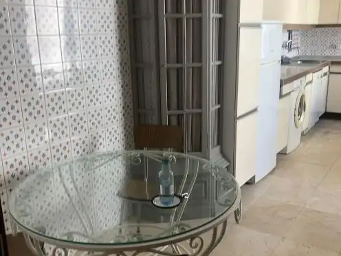 Pis de lloguer a Rúa Rampa de Sas, 1, Couto Cuina de Pis de lloguer en Ourense Capital amb Balcó