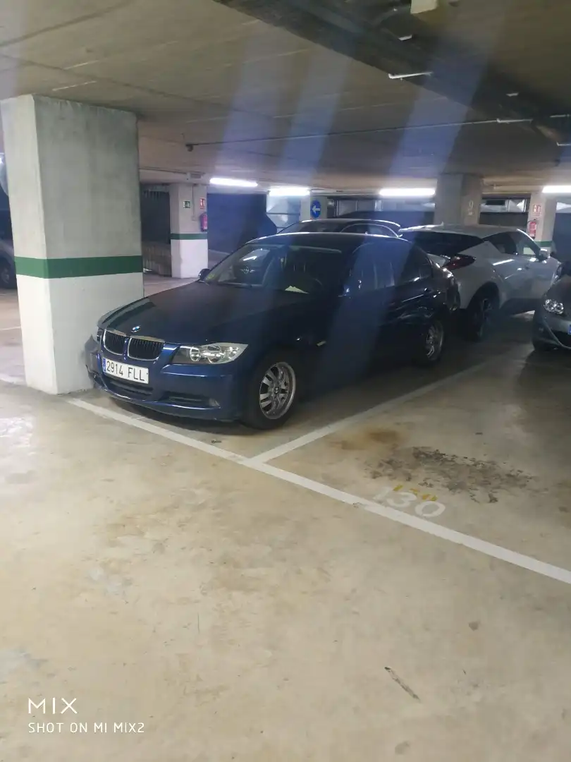Garatge de lloguer a Carrer de Vilalba dels Arcs, 18, La Guineueta Aparcament de Garatge de lloguer en Barcelona