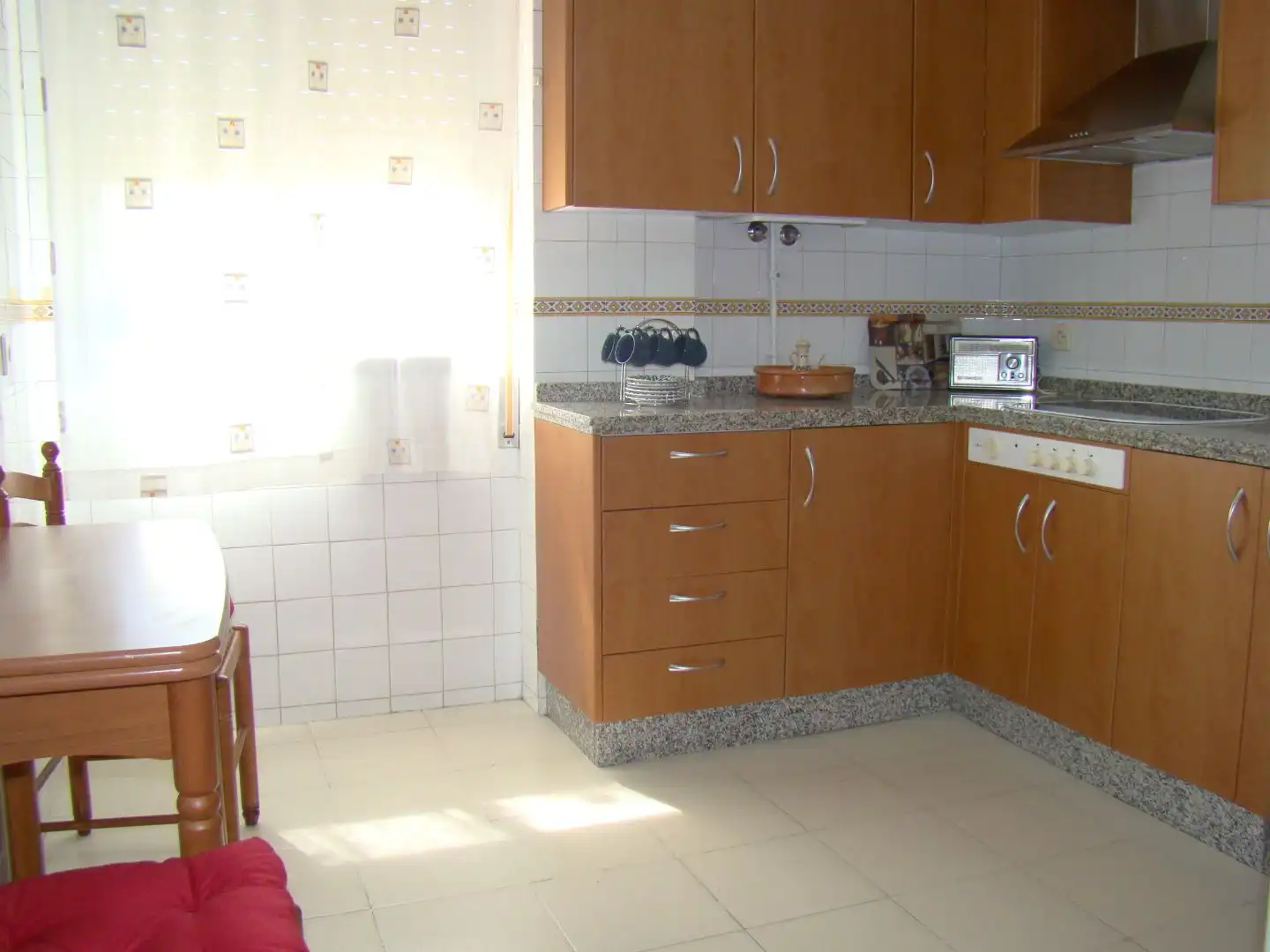 Cuina de Pis en venda en  Sevilla Capital amb Aire condicionat, Terrassa i Balcó