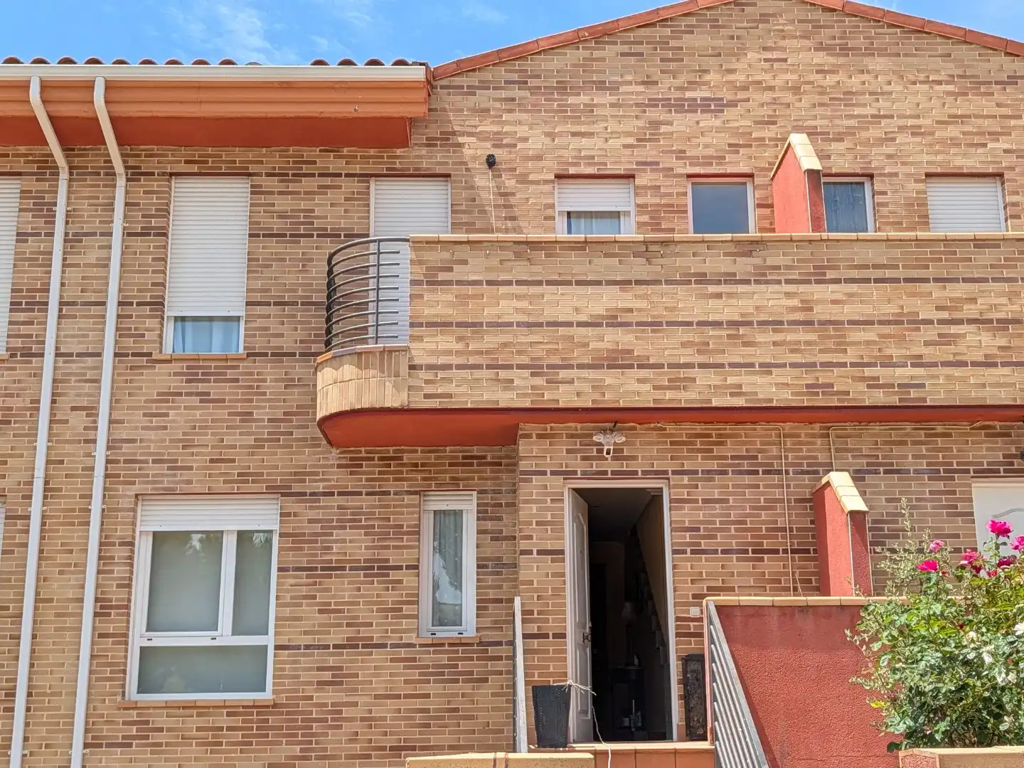 Flat for sale in Avenida de la Unión Europea, 13, Monterrubio de Armuña Exterior view of Flat for sale in Monterrubio de Armuña with Heating, Private garden and Parquet flooring