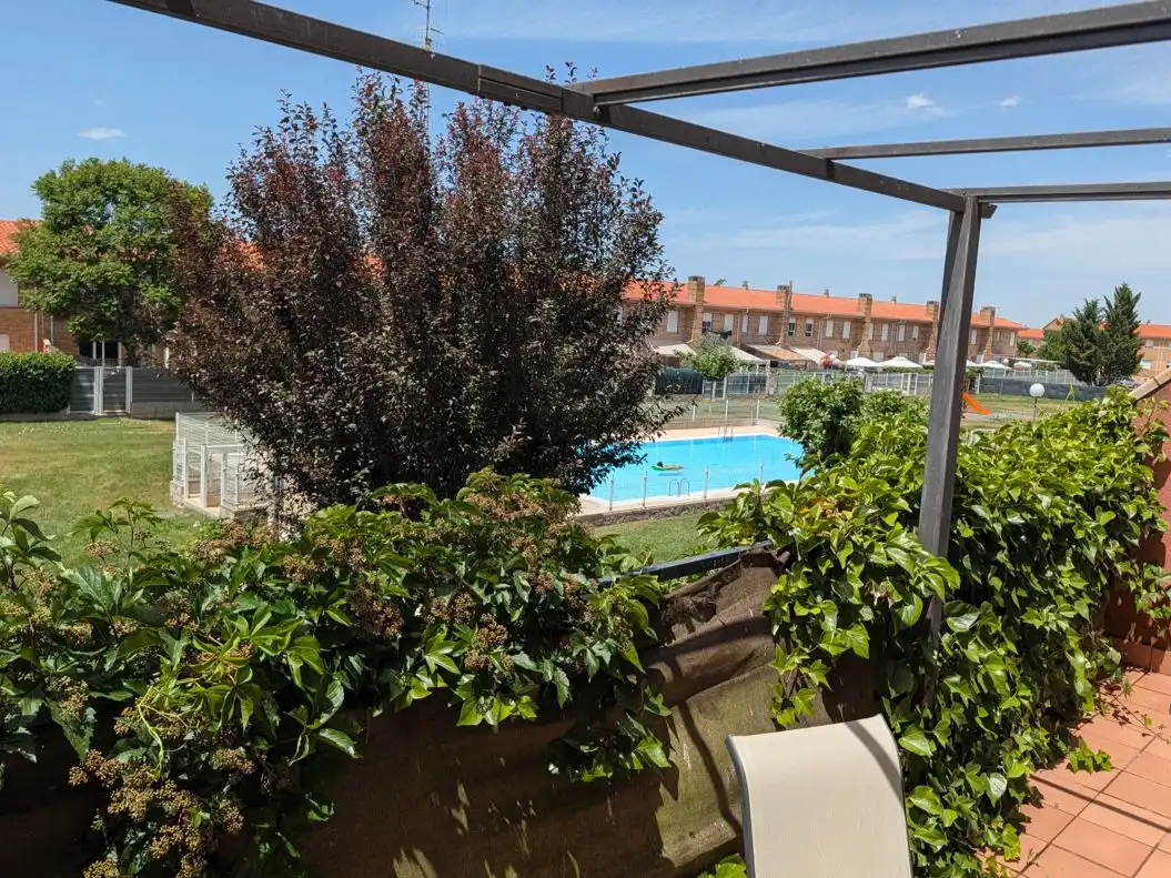 Flat for sale in Avenida de la Unión Europea, 13, Monterrubio de Armuña Terrace of Flat for sale in Monterrubio de Armuña with Heating, Private garden and Parquet flooring
