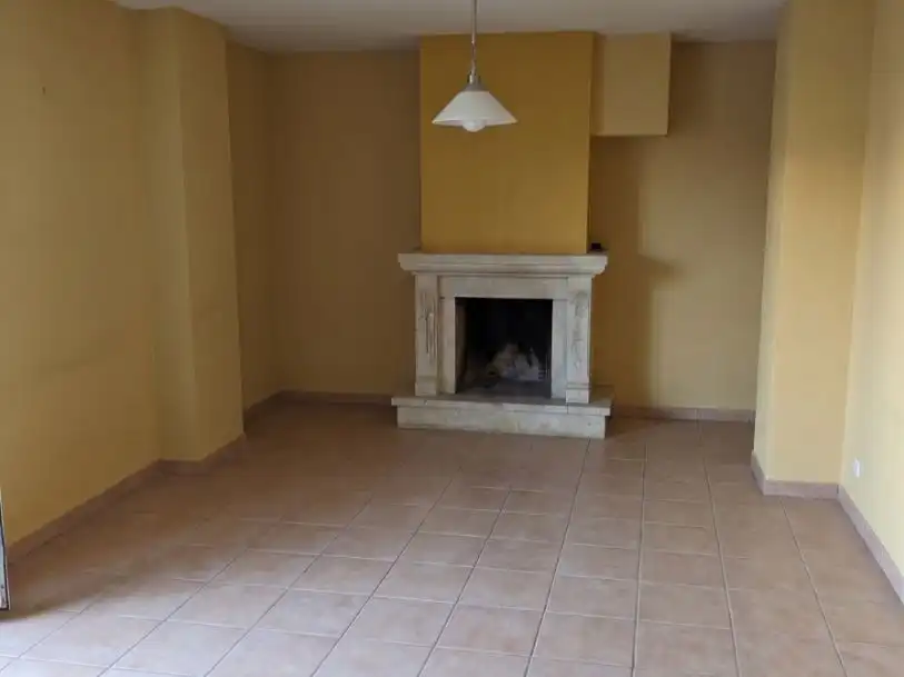 Flat for sale in Avenida de la Unión Europea, 13, Monterrubio de Armuña Living room of Flat for sale in Monterrubio de Armuña with Heating, Private garden and Parquet flooring