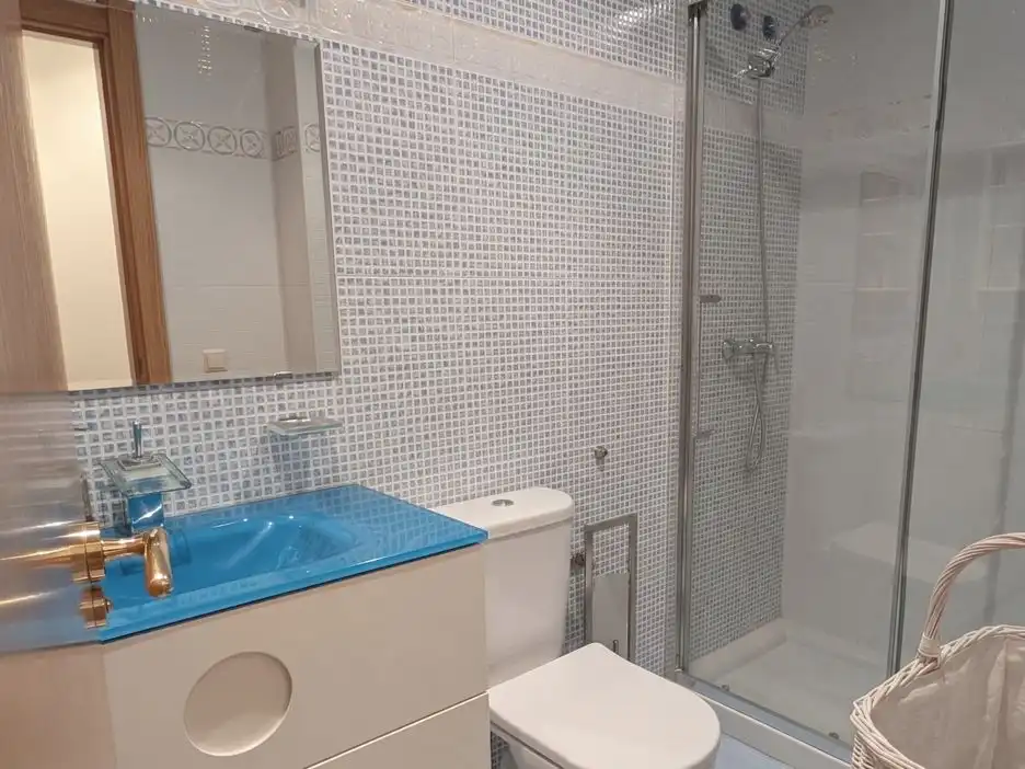 Flat for sale in Avenida de la Unión Europea, 13, Monterrubio de Armuña Bathroom of Flat for sale in Monterrubio de Armuña with Heating, Private garden and Parquet flooring