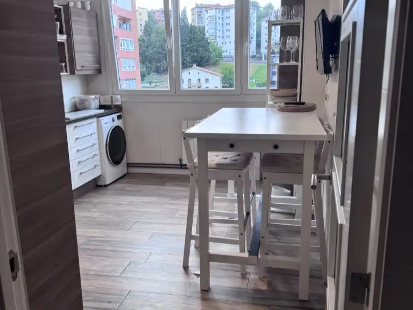Piso en venta en Parke Kalea, 39, Kaputxinoak / Capuchinos - Galtzaraborda Cocina de Piso en venta en Errenteria