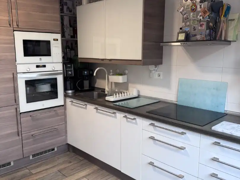 Piso en venta en Parke Kalea, 39, Kaputxinoak / Capuchinos - Galtzaraborda Cocina de Piso en venta en Errenteria