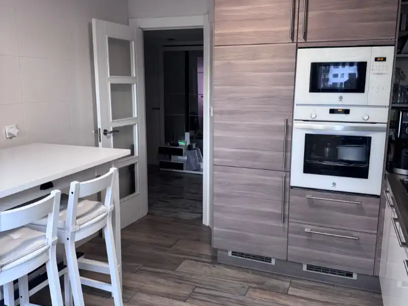 Piso en venta en Parke Kalea, 39, Kaputxinoak / Capuchinos - Galtzaraborda Cocina de Piso en venta en Errenteria