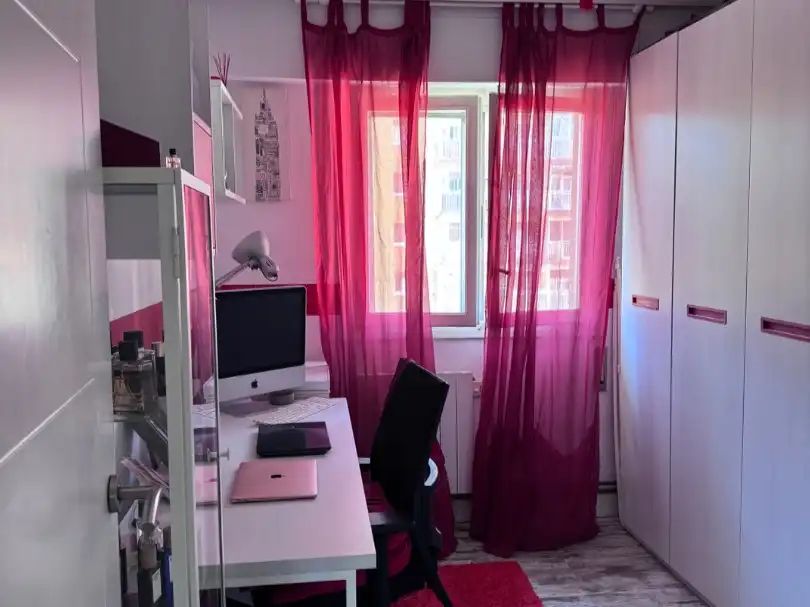 Piso en venta en Parke Kalea, 39, Kaputxinoak / Capuchinos - Galtzaraborda Habitación de Piso en venta en Errenteria