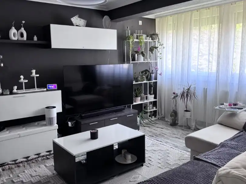 Piso en venta en Parke Kalea, 39, Kaputxinoak / Capuchinos - Galtzaraborda Sala de estar de Piso en venta en Errenteria