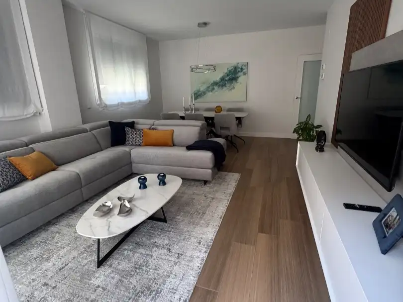 Flat for sale in Paseo de Europa, 14, Vega de la Moraleja Living room of Flat for sale in San Sebastián de los Reyes with Air Conditioner, Terrace and Swimming Pool