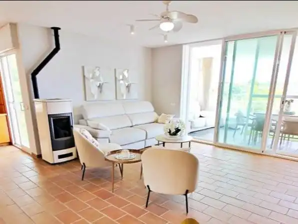 Casa o xalet en venda a Calle Urbanización las Playetas de Bellver, 15, Oropesa del Mar / Orpesa Sala d'estar de Casa o xalet en venda en Oropesa del Mar / Orpesa amb Terrassa, Piscina i Balcó
