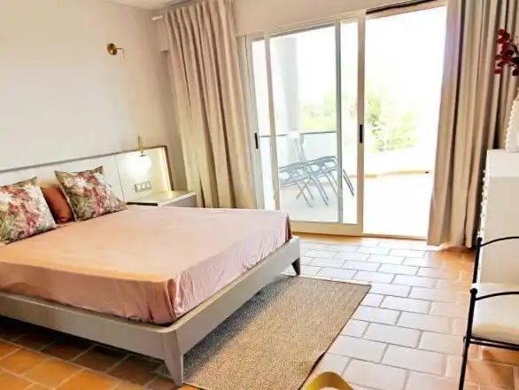 Casa o xalet en venda a Calle Urbanización las Playetas de Bellver, 15, Oropesa del Mar / Orpesa Dormitori de Casa o xalet en venda en Oropesa del Mar / Orpesa amb Terrassa, Piscina i Balcó
