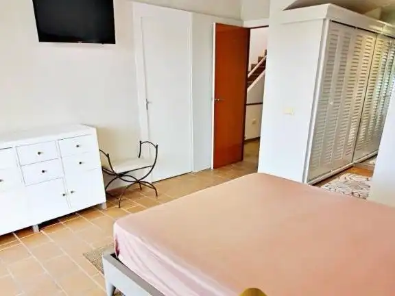 Casa o xalet en venda a Calle Urbanización las Playetas de Bellver, 15, Oropesa del Mar / Orpesa Dormitori de Casa o xalet en venda en Oropesa del Mar / Orpesa amb Terrassa, Piscina i Balcó