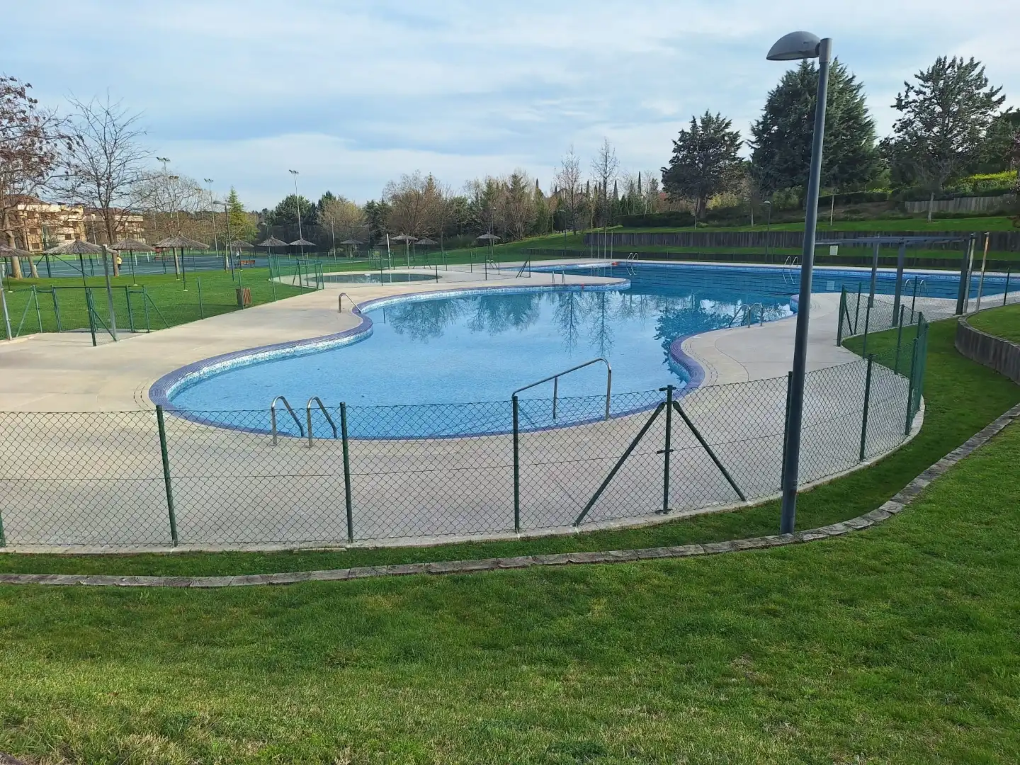 Piso en venta en Carretera de Húmera, 96a, Somosaguas Piscina de Piso en venta en Pozuelo de Alarcón
