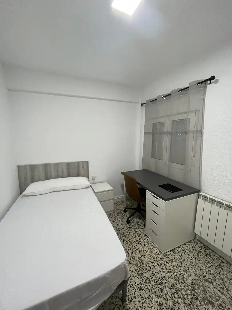 Room in Calle Yerbagüena, 14, La Cruz Room in Calle Yerbagüena, 14, La Cruz