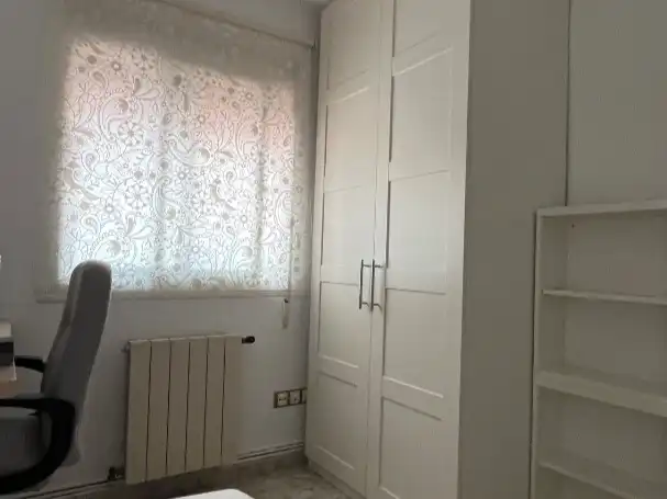 Wohnung zur Miete in Calle de Tomás Higuera, 38, Las Fuentes Schlafzimmer von Wohnung zur Miete in Zaragoza mit Klimaanlage, Heizung und Terrasse
