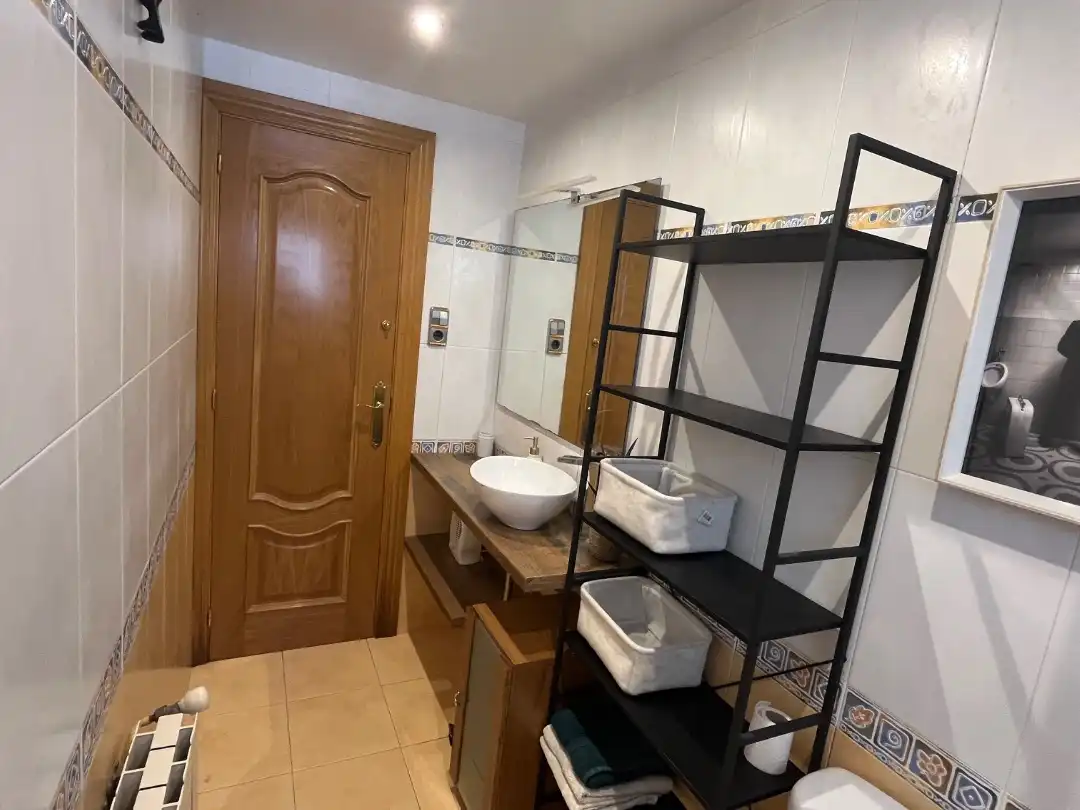 Wohnung zur Miete in Calle de Tomás Higuera, 38, Las Fuentes Badezimmer von Wohnung zur Miete in Zaragoza mit Klimaanlage, Heizung und Terrasse