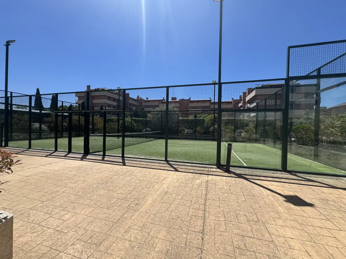 Piso en venta en Calle del Monasterio de Sobrado, 3, Montecarmelo Parking de Piso en venta en Madrid Capital con Aire acondicionado, Terraza y Piscina