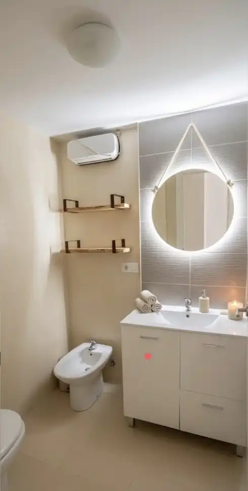 Piso en venta en Calle J.p.sartre, 2, Huércal de Almería Baño de Piso en venta en Huércal de Almería con Aire acondicionado y Balcón