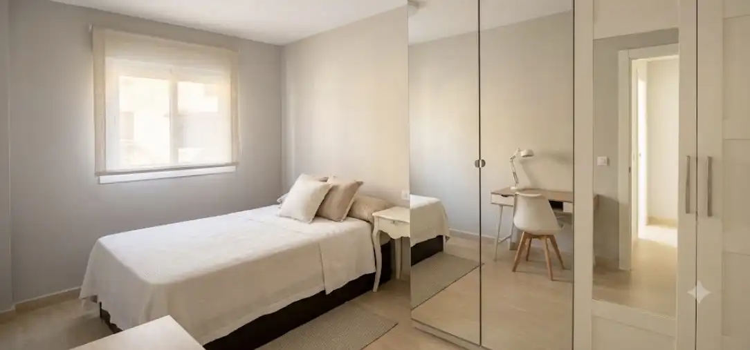 Piso en venta en Calle J.p.sartre, 2, Huércal de Almería Habitación de Piso en venta en Huércal de Almería con Aire acondicionado y Balcón