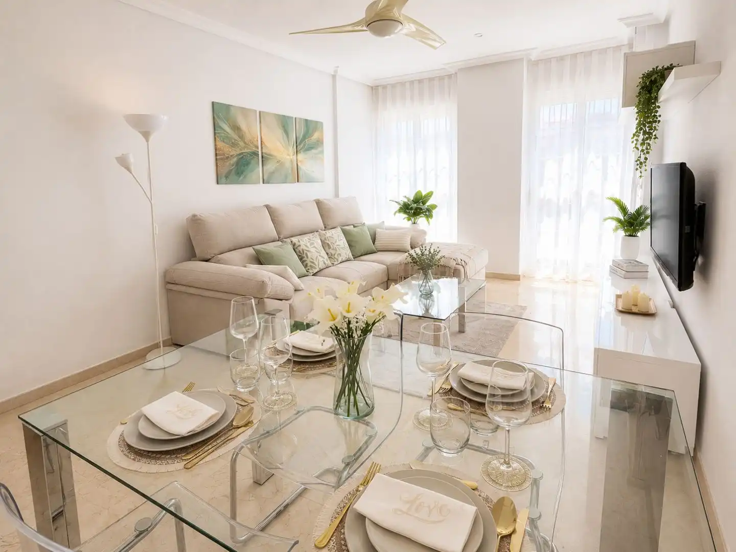 Flat for rent in Calle del Tonelero, 14, Centro Living room of Flat for rent in Murcia Capital with Air Conditioner and Balcony