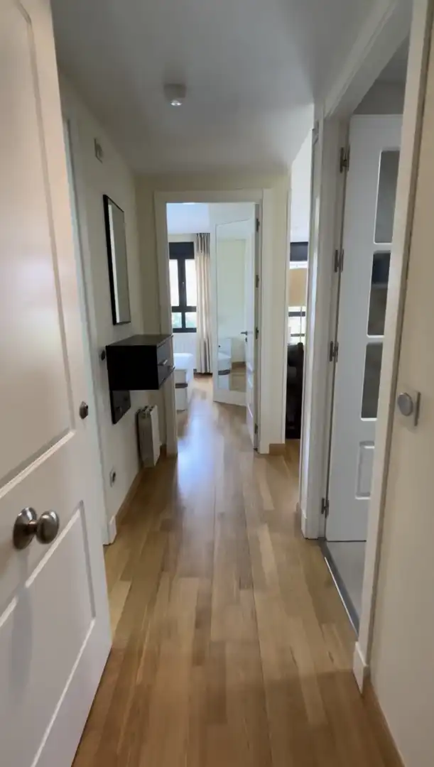 Piso de alquiler en Calle de Capiscol, 8, Las Tablas Piso de alquiler en Madrid con Aire acondicionado, Calefacción y Jardín privado