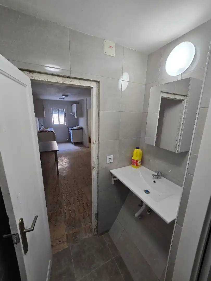 Bany de Pis en venda en Tortosa amb Forn, Rentadora i Balcó