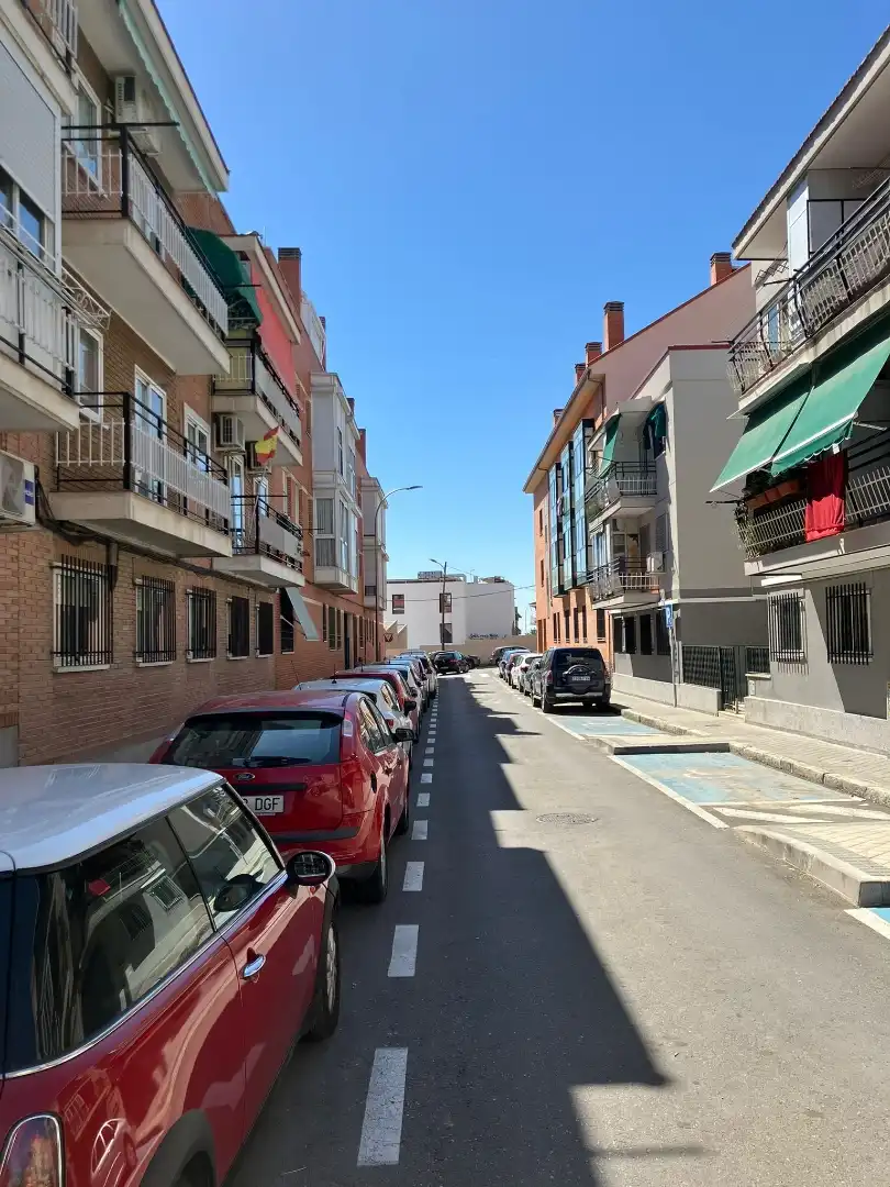 Pis en venda a Calle del Zodiaco, 28, Casco Histórico de Barajas Vista exterior de Pis en venda en Madrid Capital amb Aire condicionat, Terrassa i Balcó