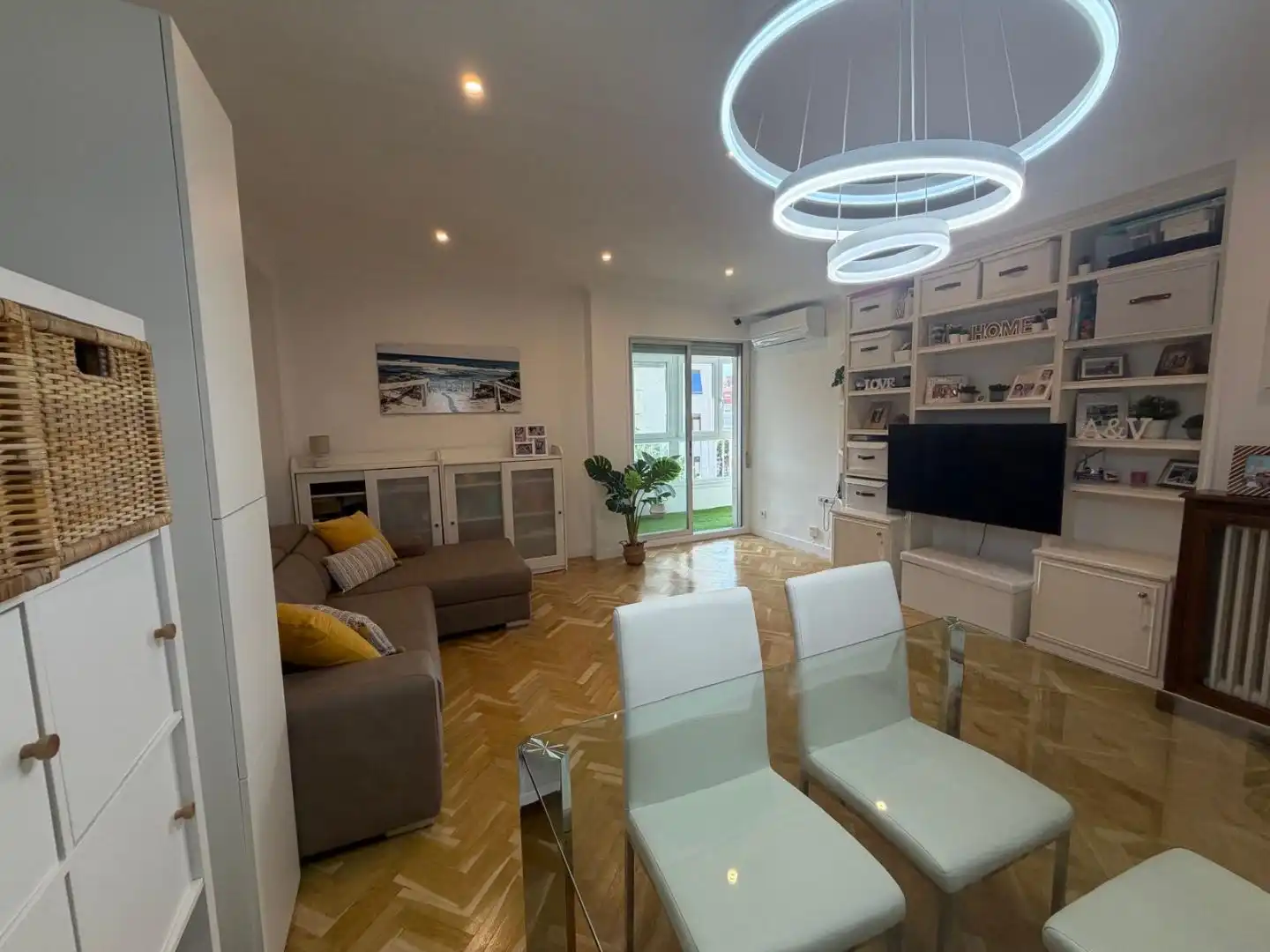 Wohnzimmer von Wohnung zum Verkauf in  Madrid Capital mit Klimaanlage und Terrasse
