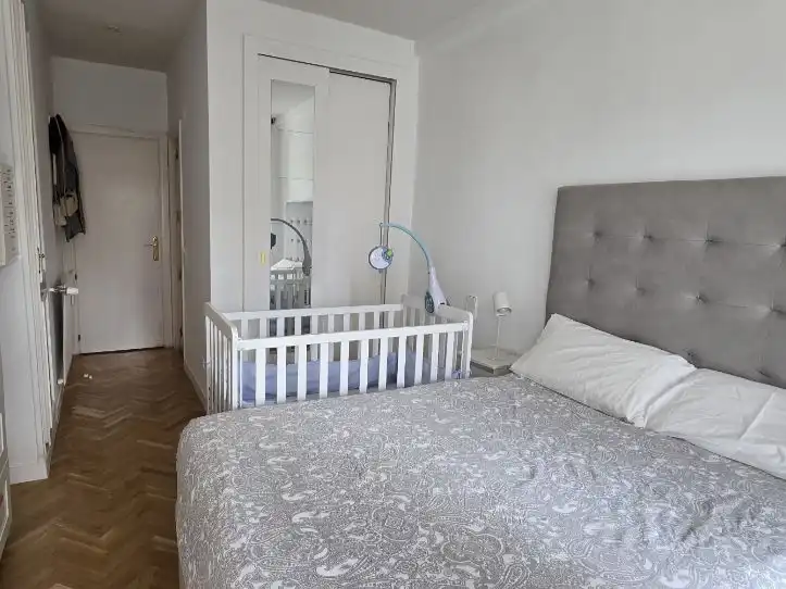 Schlafzimmer von Wohnung zum Verkauf in  Madrid Capital mit Klimaanlage und Terrasse