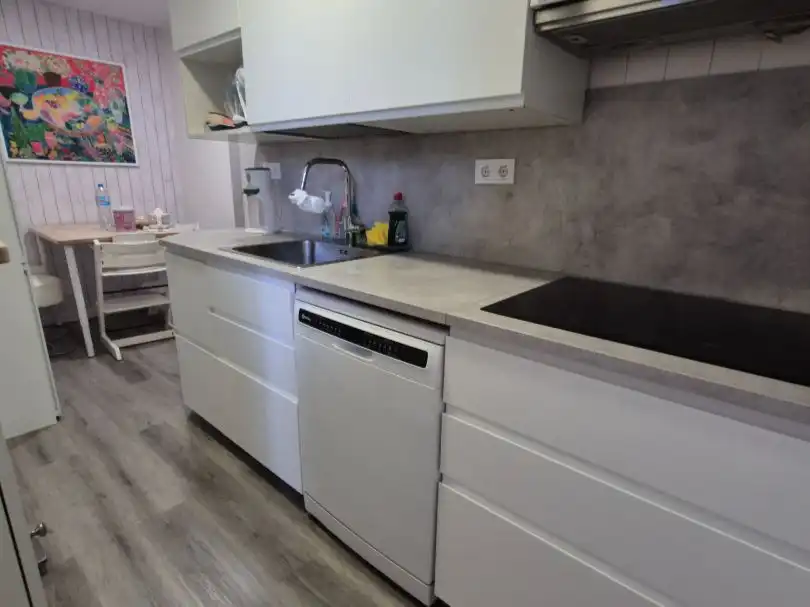 Küche von Wohnung zum Verkauf in  Madrid Capital mit Klimaanlage und Terrasse