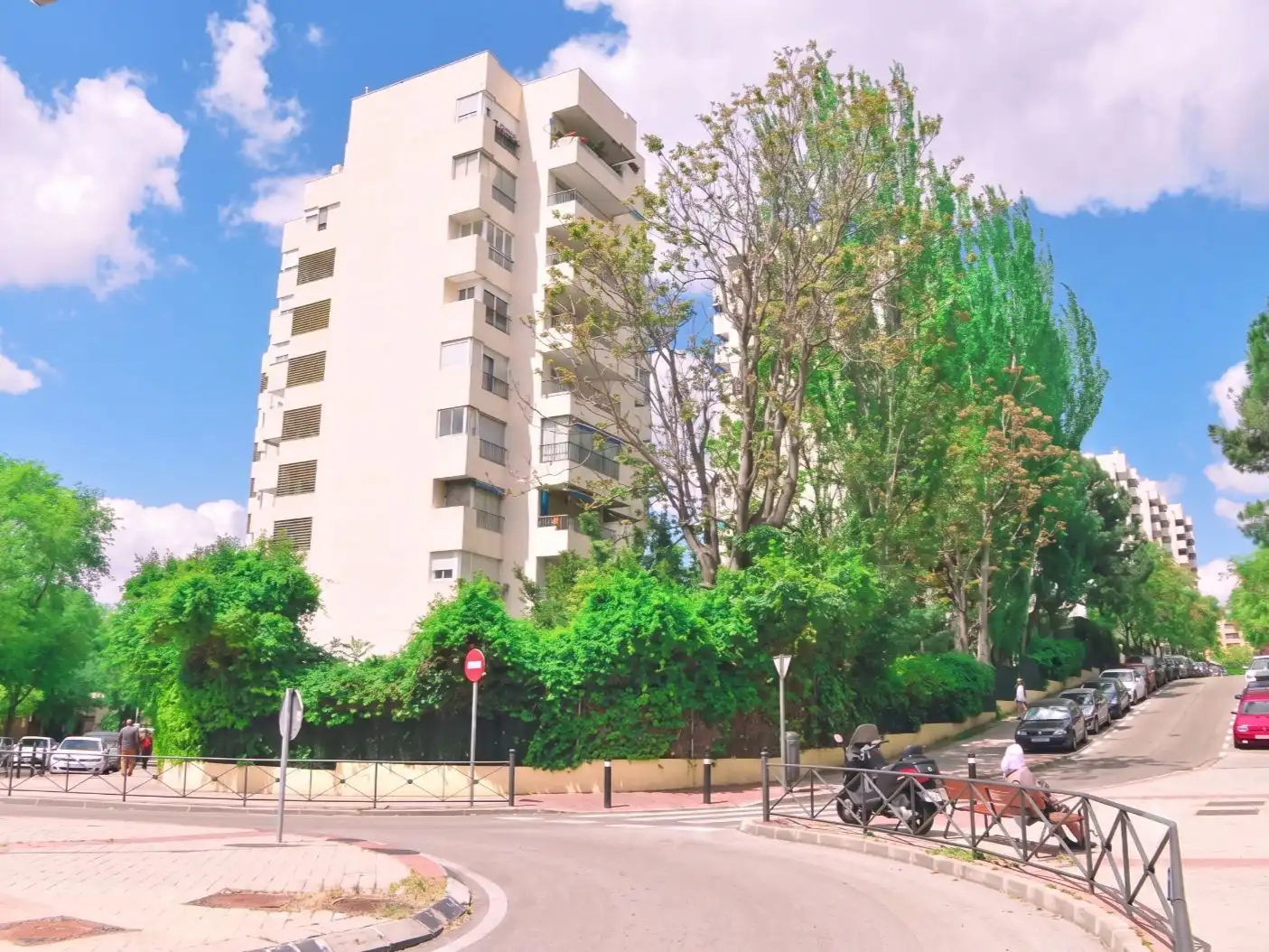Außenansicht von Wohnung zum Verkauf in  Madrid Capital mit Klimaanlage und Terrasse