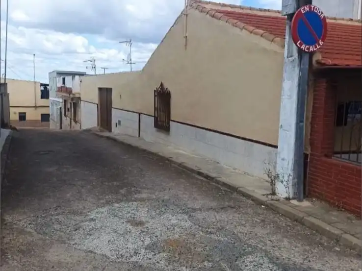 Casa adosada en venda a Calle Logroño, 3, Villanueva del Río y Minas Casa adosada en venda a Calle Logroño, 3, Villanueva del Río y Minas