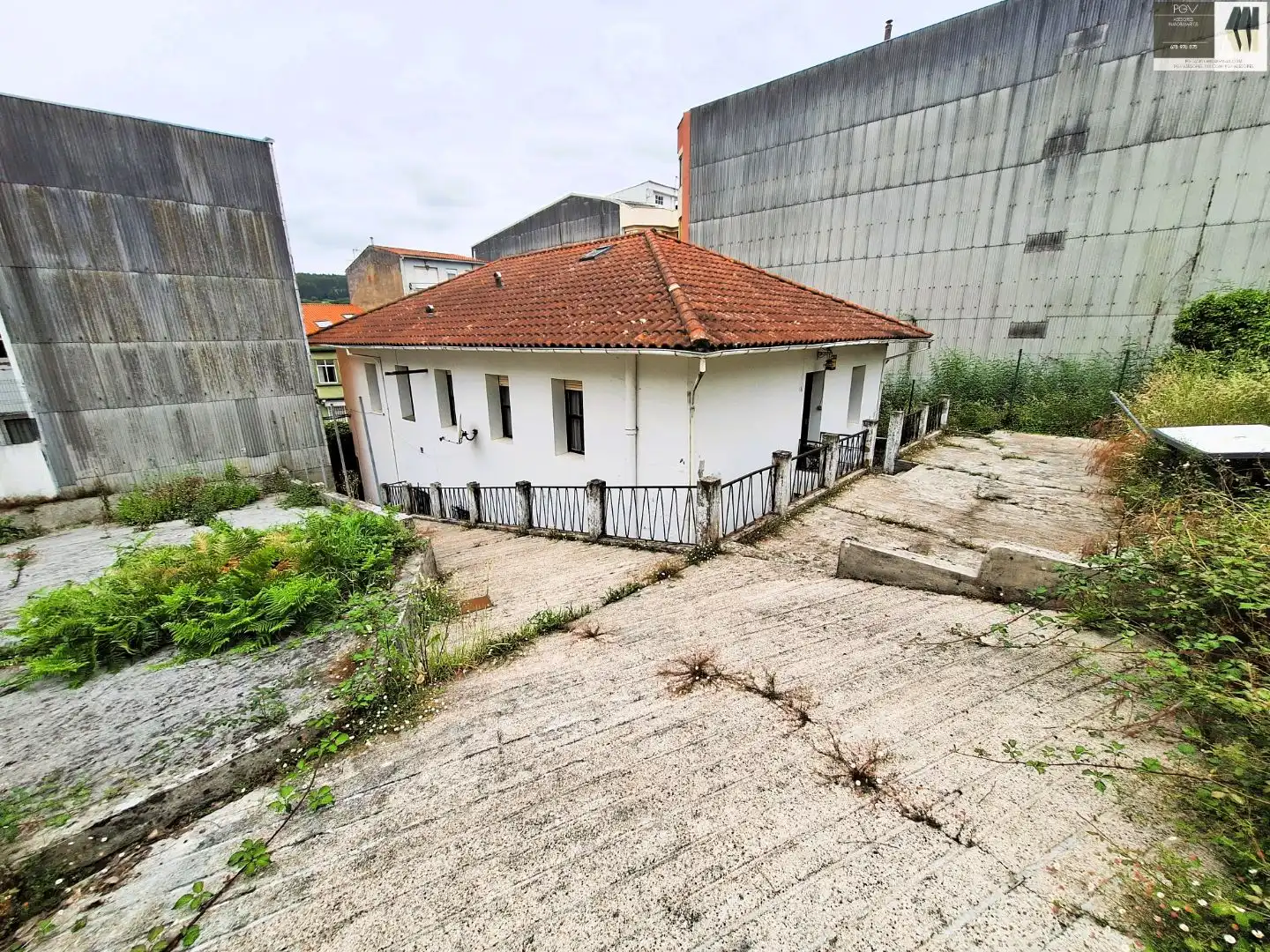 Casa o chalet en venta en Avenida Jesús García Naveira, 43, Betanzos Vista exterior de Casa o chalet en venta en Betanzos con Balcón