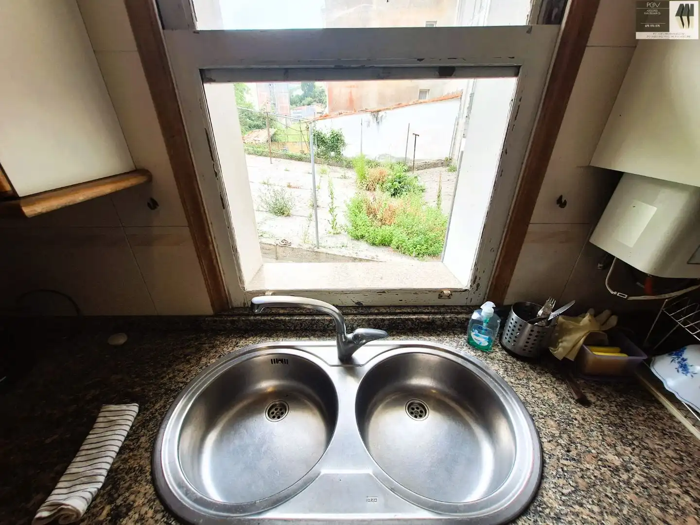 Casa o chalet en venta en Avenida Jesús García Naveira, 43, Betanzos Cocina de Casa o chalet en venta en Betanzos con Balcón