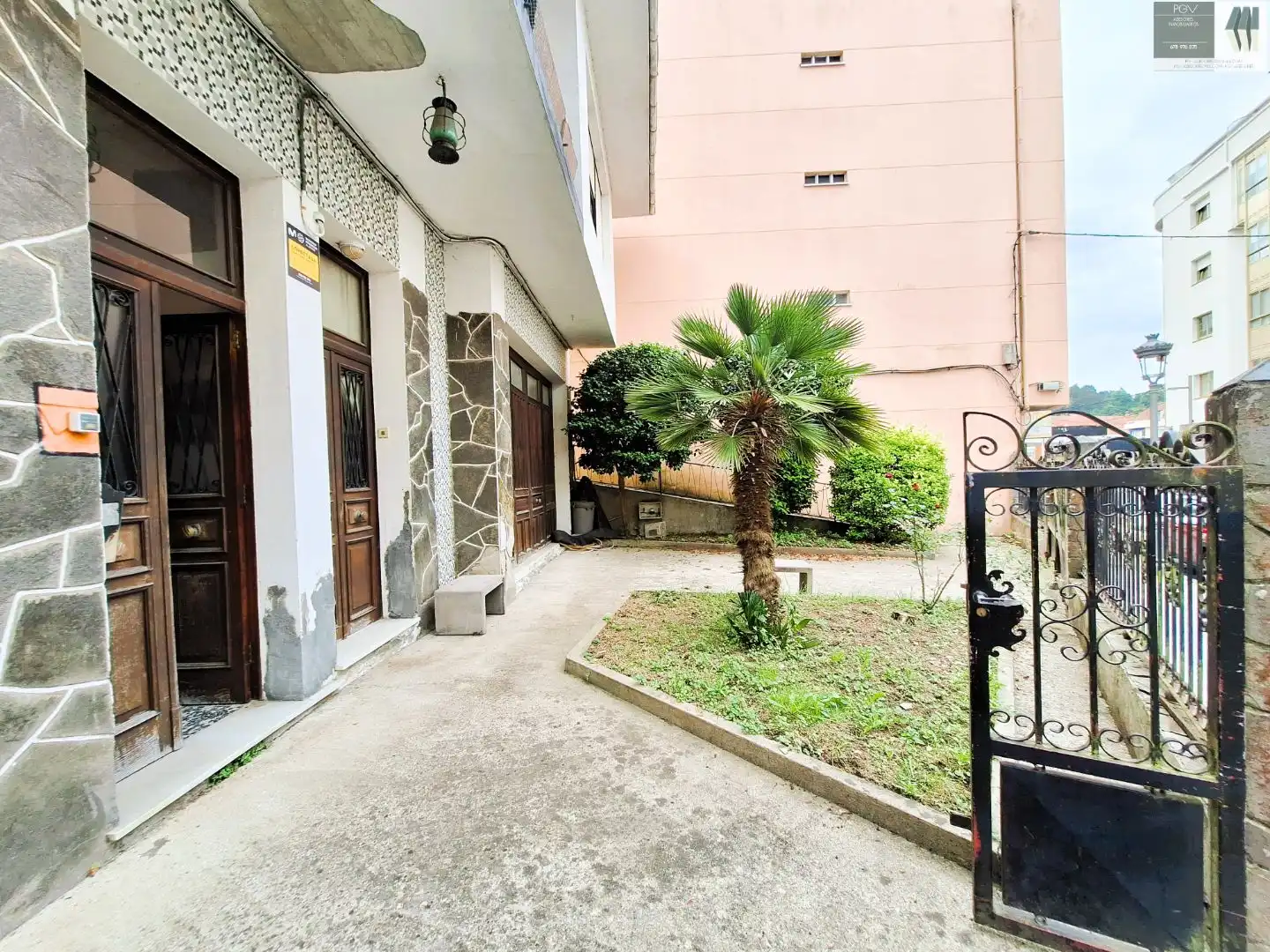 Casa o chalet en venta en Avenida Jesús García Naveira, 43, Betanzos Vista exterior de Casa o chalet en venta en Betanzos con Balcón