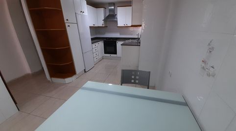 Piso de alquiler en Carrer del Mestre Falla, 9, Parque Geólogo José Royo Gómez, Castellón de la Plana / Castelló de la Plana - imagen 4 Foto 4 de Piso de alquiler en Carrer del Mestre Falla, 9, Parque Geólogo José Royo Gómez, Castellón de la Plana / Castelló de la Plana