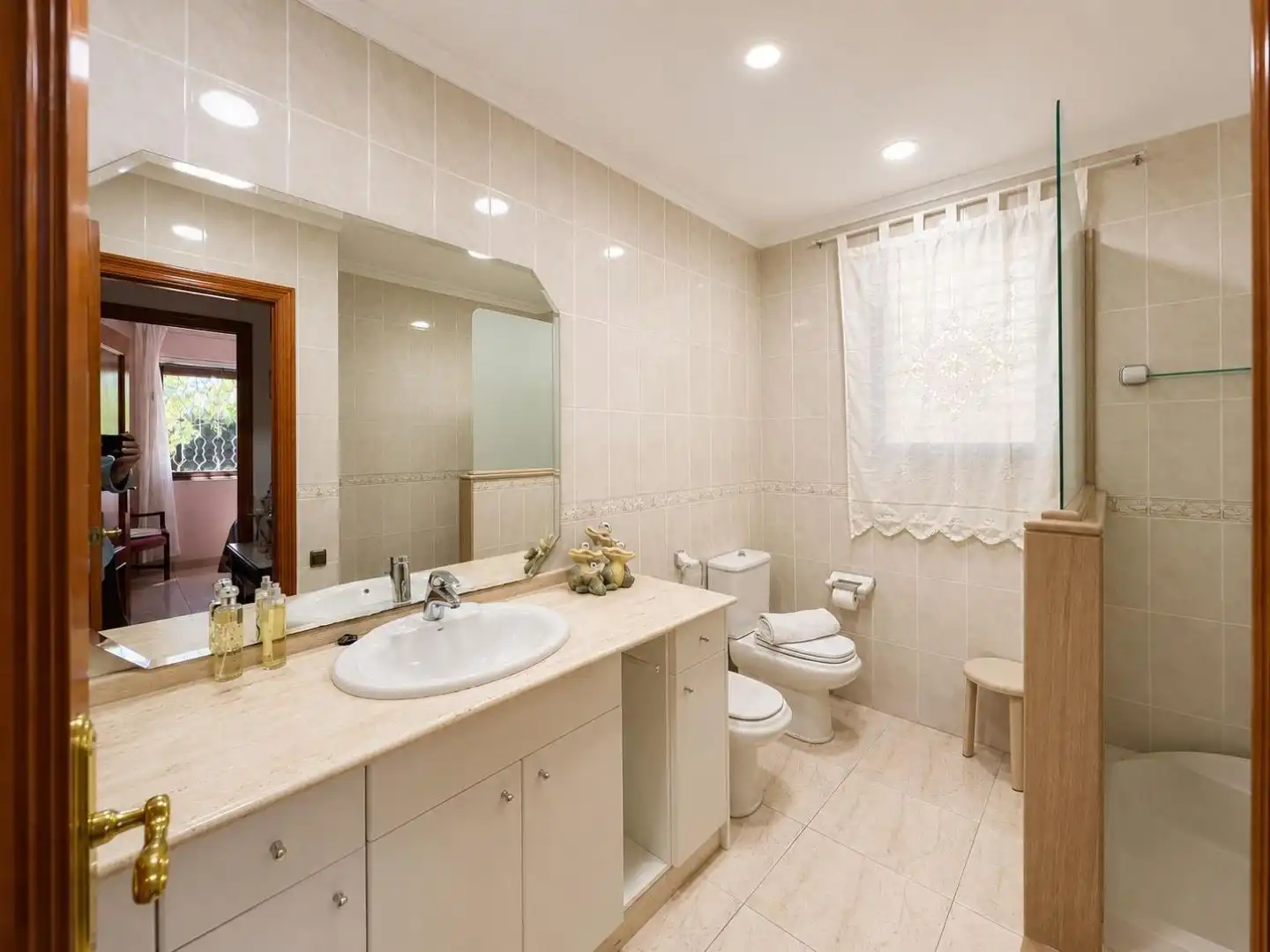 Casa o chalet en venta en Carrer Alzira, 7, El Carme - Sant Agustí - Bonavista Baño de Casa o chalet en venta en L'Eliana con Calefacción, Jardín privado y Terraza