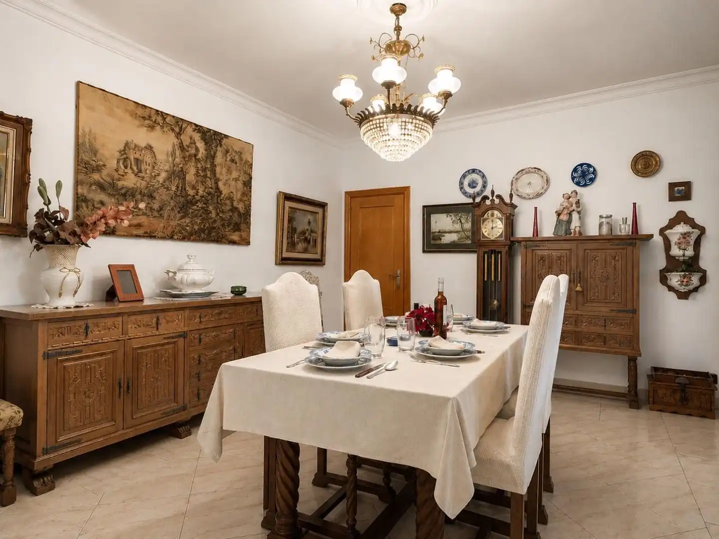 Casa o chalet en venta en Carrer Alzira, 7, El Carme - Sant Agustí - Bonavista Comedor de Casa o chalet en venta en L'Eliana con Calefacción, Jardín privado y Terraza
