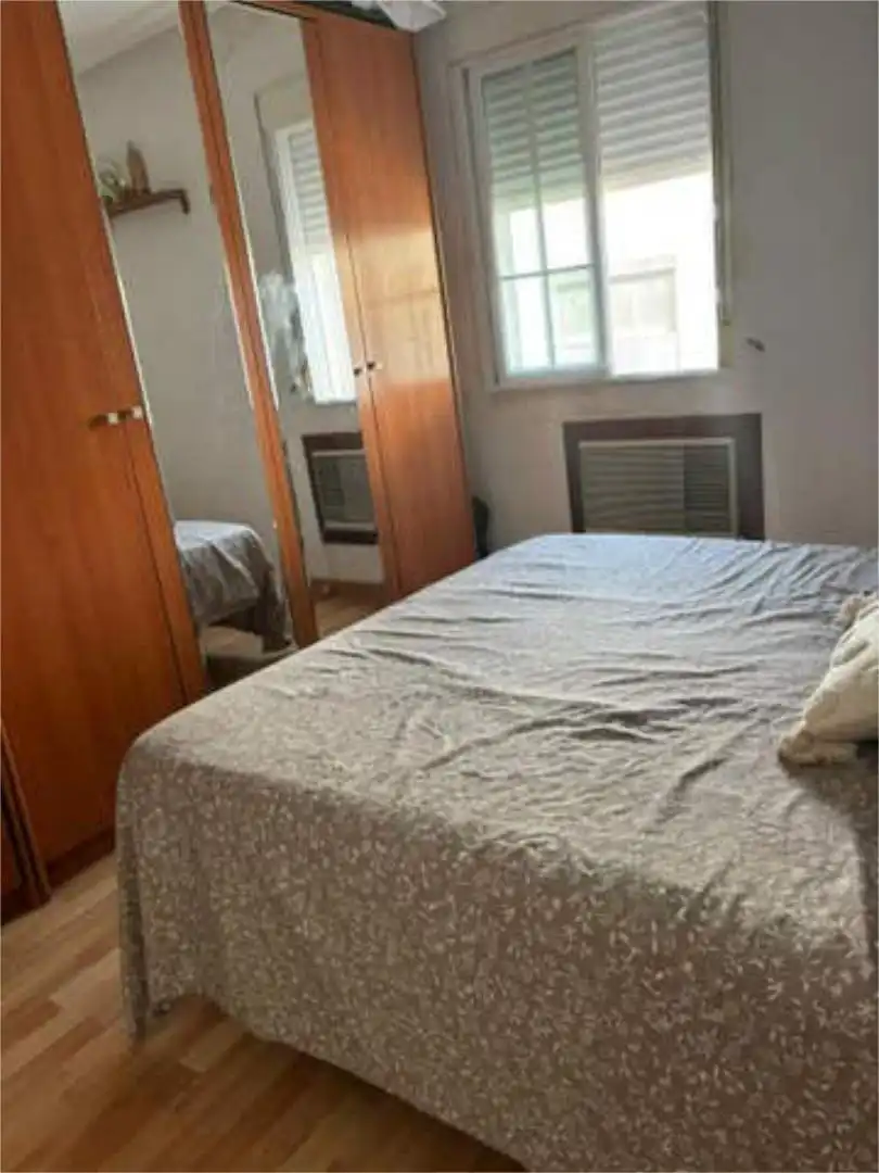 Flat for rent in Triana Oeste Flat for rent in Triana Oeste