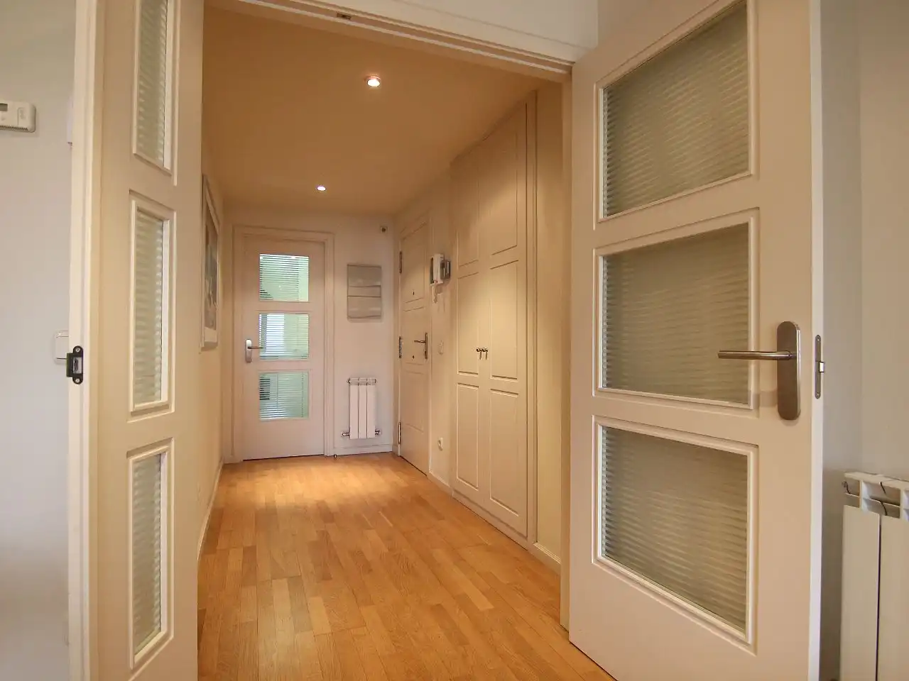 Wohnung zur Miete in Calle de Nanclares de Oca, 26, Rejas Wohnung zur Miete in Madrid Capital mit Klimaanlage, Schwimmbad und Balkon